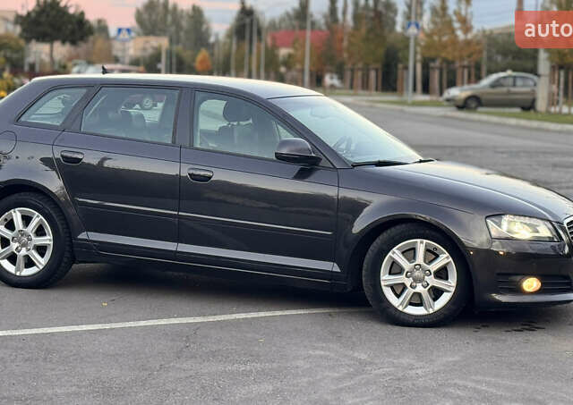 Серый Ауди А3, объемом двигателя 1.98 л и пробегом 220 тыс. км за 8999 $, фото 29 на Automoto.ua