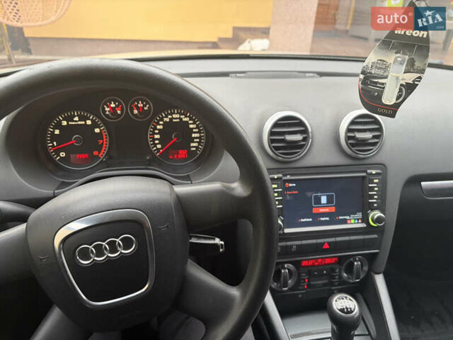 Серый Ауди А3, объемом двигателя 1.39 л и пробегом 219 тыс. км за 8300 $, фото 6 на Automoto.ua