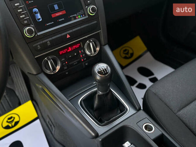 Серый Ауди А3, объемом двигателя 1.39 л и пробегом 219 тыс. км за 8800 $, фото 13 на Automoto.ua