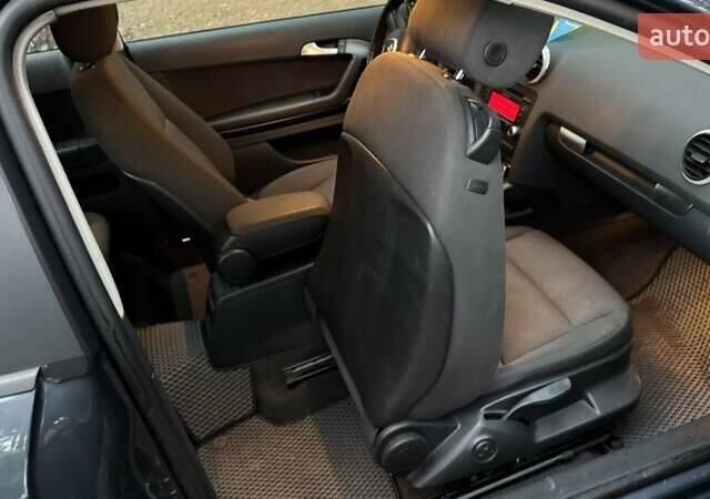 Серый Ауди А3, объемом двигателя 1.6 л и пробегом 284 тыс. км за 7600 $, фото 14 на Automoto.ua