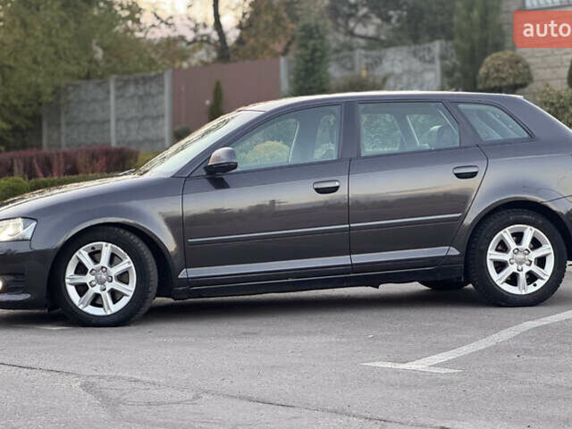 Серый Ауди А3, объемом двигателя 1.98 л и пробегом 220 тыс. км за 8999 $, фото 8 на Automoto.ua