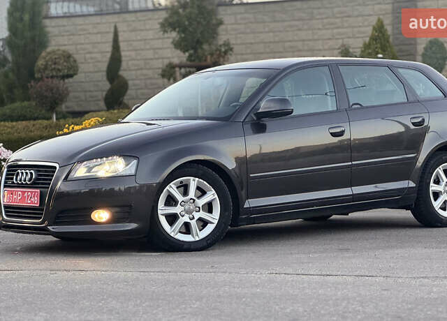 Серый Ауди А3, объемом двигателя 1.98 л и пробегом 220 тыс. км за 8999 $, фото 5 на Automoto.ua