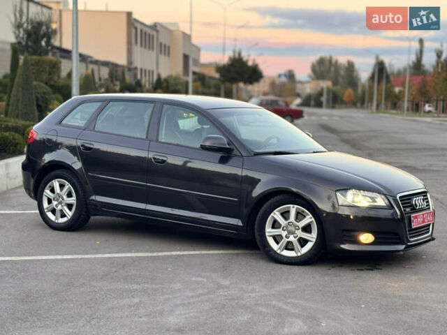 Серый Ауди А3, объемом двигателя 1.98 л и пробегом 220 тыс. км за 8999 $, фото 28 на Automoto.ua