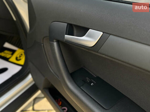 Серый Ауди А3, объемом двигателя 1.39 л и пробегом 219 тыс. км за 8800 $, фото 17 на Automoto.ua