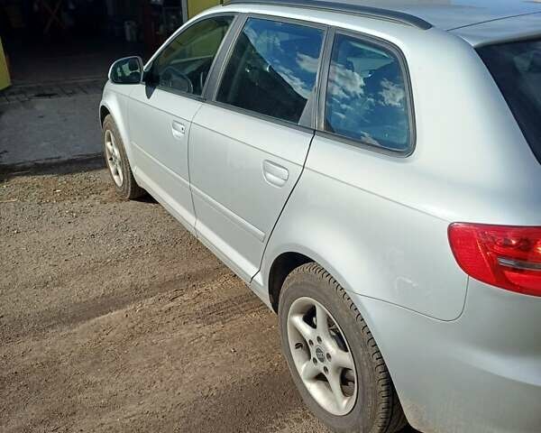 Серый Ауди А3, объемом двигателя 1.6 л и пробегом 197 тыс. км за 8500 $, фото 1 на Automoto.ua