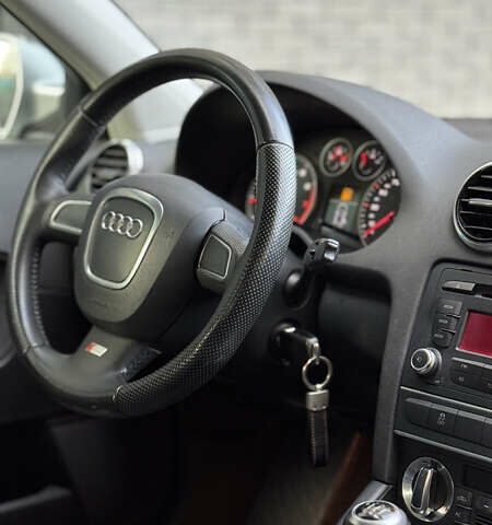 Сірий Ауді А3, об'ємом двигуна 1.8 л та пробігом 190 тис. км за 7500 $, фото 20 на Automoto.ua