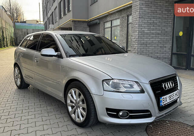 Сірий Ауді А3, об'ємом двигуна 1.8 л та пробігом 190 тис. км за 7500 $, фото 4 на Automoto.ua