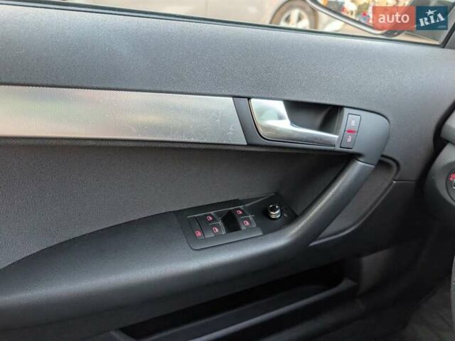 Сірий Ауді А3, об'ємом двигуна 1.6 л та пробігом 245 тис. км за 8700 $, фото 20 на Automoto.ua