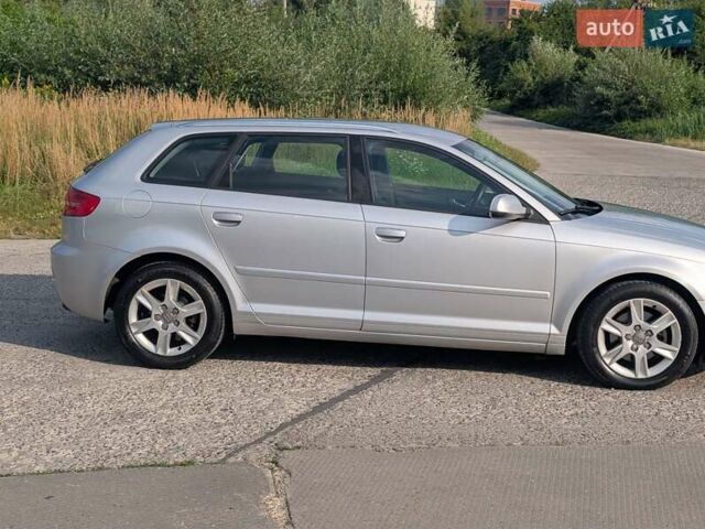 Серый Ауди А3, объемом двигателя 1.39 л и пробегом 227 тыс. км за 9500 $, фото 8 на Automoto.ua
