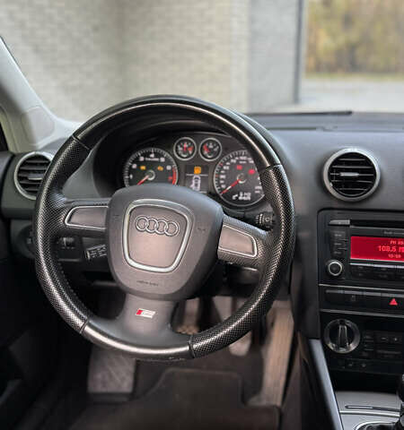 Сірий Ауді А3, об'ємом двигуна 1.8 л та пробігом 190 тис. км за 7500 $, фото 16 на Automoto.ua