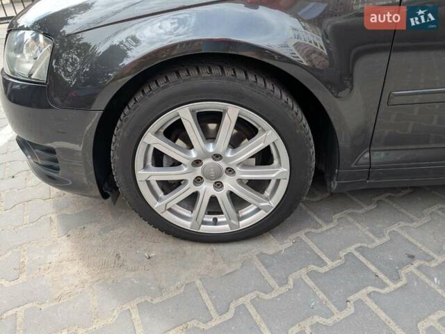 Сірий Ауді А3, об'ємом двигуна 1.6 л та пробігом 245 тис. км за 8700 $, фото 7 на Automoto.ua