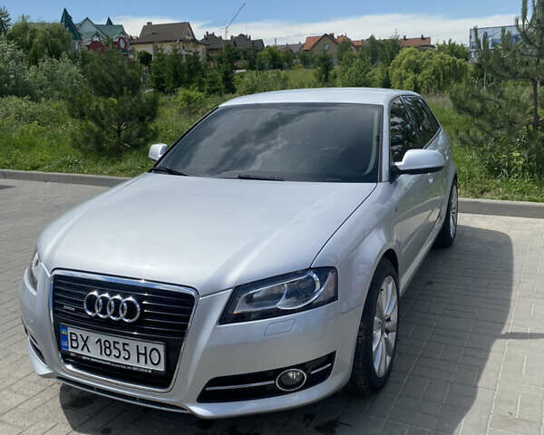 Серый Ауди А3, объемом двигателя 1.8 л и пробегом 190 тыс. км за 8800 $, фото 1 на Automoto.ua