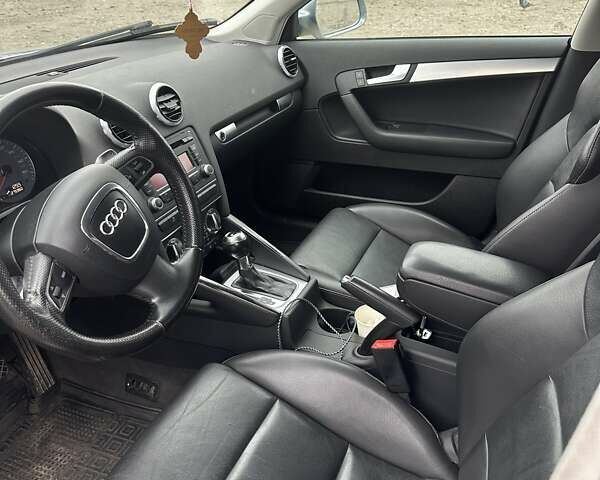 Серый Ауди А3, объемом двигателя 1.97 л и пробегом 275 тыс. км за 9500 $, фото 13 на Automoto.ua