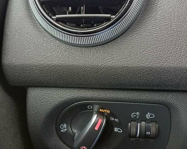 Серый Ауди А3, объемом двигателя 1.4 л и пробегом 193 тыс. км за 9400 $, фото 15 на Automoto.ua