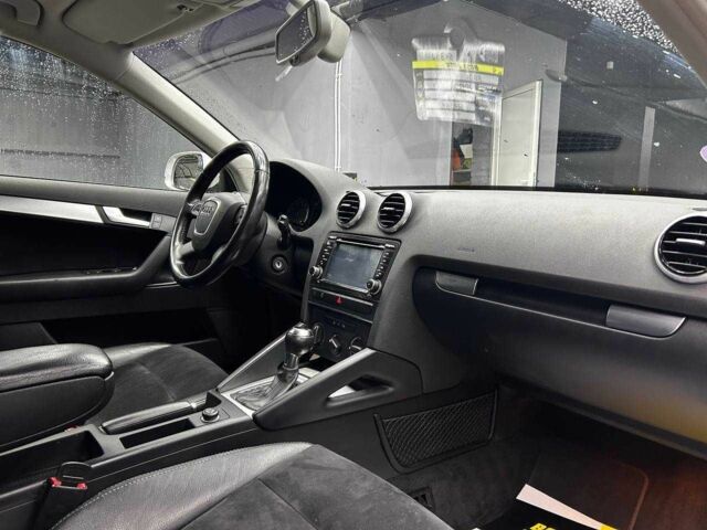 Серый Ауди А3, объемом двигателя 1.4 л и пробегом 193 тыс. км за 9800 $, фото 14 на Automoto.ua