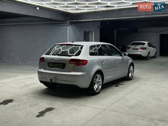 Серый Ауди А3, объемом двигателя 1.4 л и пробегом 193 тыс. км за 9800 $, фото 5 на Automoto.ua