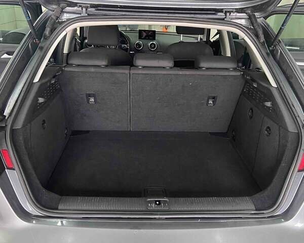 Сірий Ауді А3, об'ємом двигуна 1.6 л та пробігом 290 тис. км за 11800 $, фото 15 на Automoto.ua