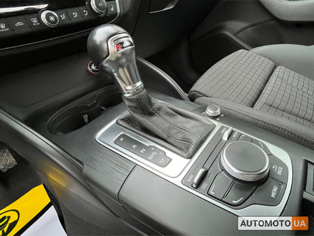 Сірий Ауді А3, об'ємом двигуна 2 л та пробігом 196 тис. км за 13400 $, фото 11 на Automoto.ua