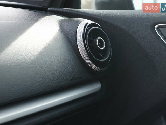 Серый Ауди А3, объемом двигателя 1.4 л и пробегом 138 тыс. км за 13900 $, фото 13 на Automoto.ua