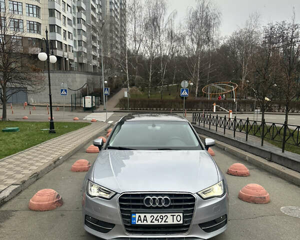 Серый Ауди А3, объемом двигателя 1.6 л и пробегом 95 тыс. км за 15000 $, фото 1 на Automoto.ua
