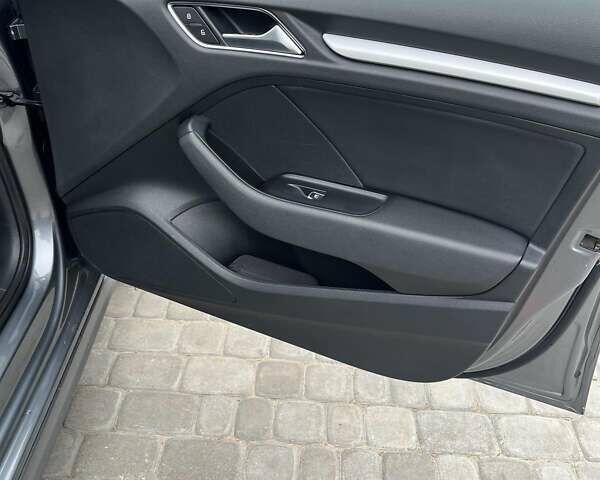 Серый Ауди А3, объемом двигателя 0 л и пробегом 117 тыс. км за 15300 $, фото 15 на Automoto.ua