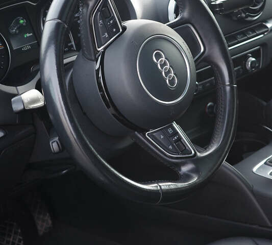 Серый Ауди А3, объемом двигателя 1.4 л и пробегом 138 тыс. км за 13900 $, фото 14 на Automoto.ua