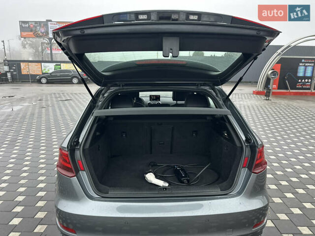 Сірий Ауді А3, об'ємом двигуна 1.4 л та пробігом 120 тис. км за 15500 $, фото 7 на Automoto.ua