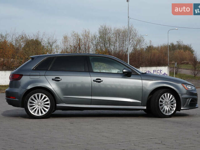 Серый Ауди А3, объемом двигателя 1.4 л и пробегом 138 тыс. км за 13900 $, фото 4 на Automoto.ua