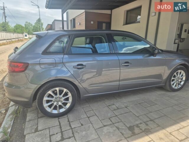 Сірий Ауді А3, об'ємом двигуна 1.6 л та пробігом 129 тис. км за 13400 $, фото 3 на Automoto.ua