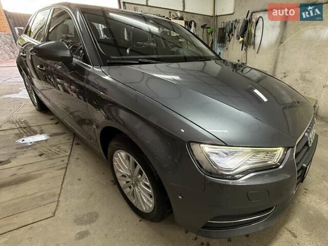 Серый Ауди А3, объемом двигателя 2 л и пробегом 225 тыс. км за 20500 $, фото 3 на Automoto.ua