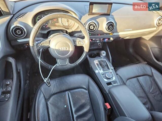 Ауді А3 2016 у Львові на Automoto.ua Сірий Ауді А3, об'ємом двигуна 1.4 л та пробігом 93 тис. км за 3000 $, фото 7 на Automoto.ua