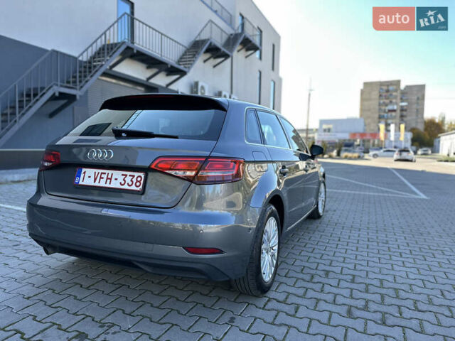 Ауді А3 2017 у Красилове на Automoto.ua Сірий Ауді А3, об'ємом двигуна 1.6 л та пробігом 138 тис. км за 17250 $, фото 14 на Automoto.ua