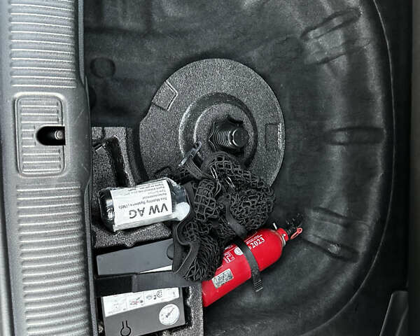 Сірий Ауді А3, об'ємом двигуна 1.6 л та пробігом 139 тис. км за 17300 $, фото 40 на Automoto.ua