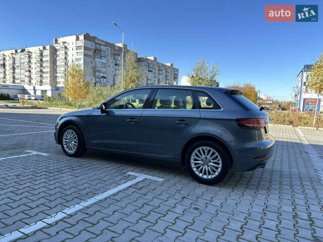 Ауді А3 2017 у Красилове на Automoto.ua Сірий Ауді А3, об'ємом двигуна 1.6 л та пробігом 138 тис. км за 17250 $, фото 8 на Automoto.ua