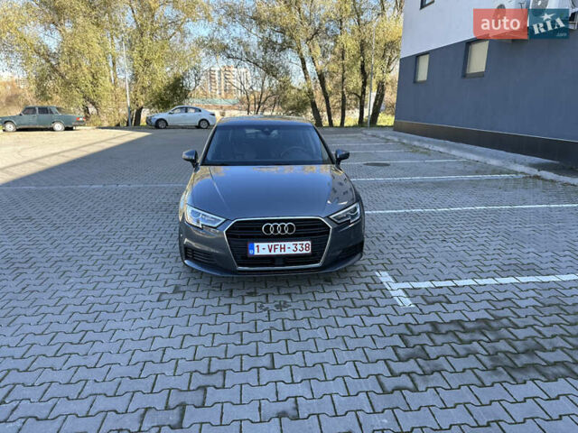 Ауді А3 2017 у Красилове на Automoto.ua Сірий Ауді А3, об'ємом двигуна 1.6 л та пробігом 138 тис. км за 17250 $, фото 4 на Automoto.ua