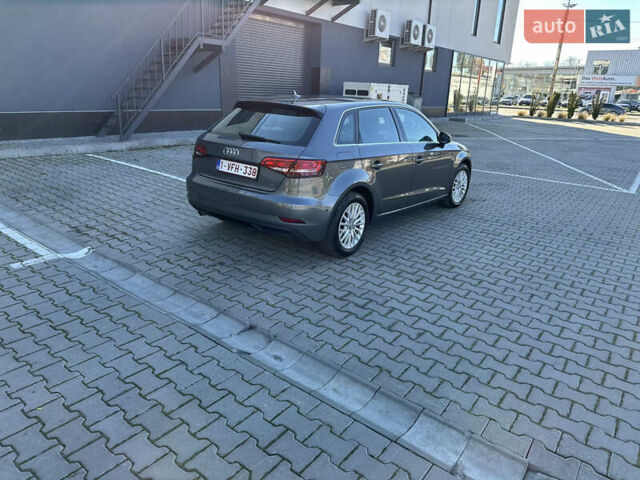 Ауді А3 2017 у Красилове на Automoto.ua Сірий Ауді А3, об'ємом двигуна 1.6 л та пробігом 138 тис. км за 17250 $, фото 15 на Automoto.ua