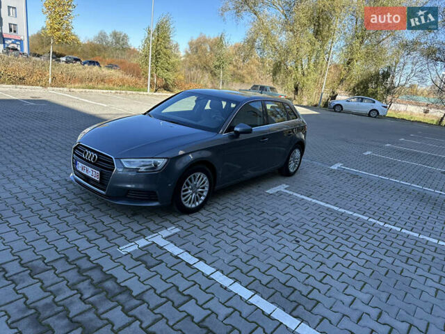 Ауді А3 2017 у Красилове на Automoto.ua Сірий Ауді А3, об'ємом двигуна 1.6 л та пробігом 138 тис. км за 17250 $, фото 6 на Automoto.ua