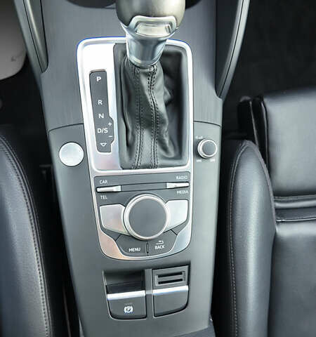 Сірий Ауді А3, об'ємом двигуна 0 л та пробігом 40 тис. км за 17500 $, фото 15 на Automoto.ua