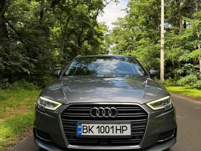 Сірий Ауді А3, об'ємом двигуна 2 л та пробігом 165 тис. км за 22800 $, фото 1 на Automoto.ua