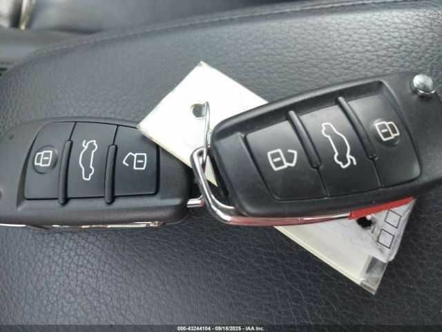 Сірий Ауді А3, об'ємом двигуна 2 л та пробігом 57 тис. км за 2400 $, фото 10 на Automoto.ua