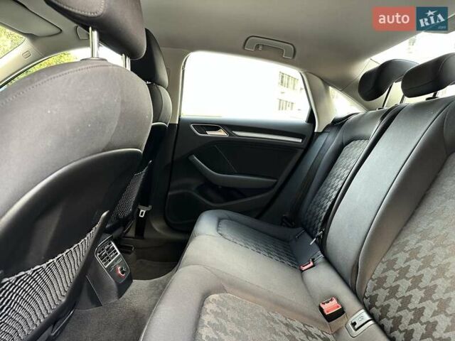 Серый Ауди А3, объемом двигателя 1.4 л и пробегом 70 тыс. км за 14500 $, фото 13 на Automoto.ua