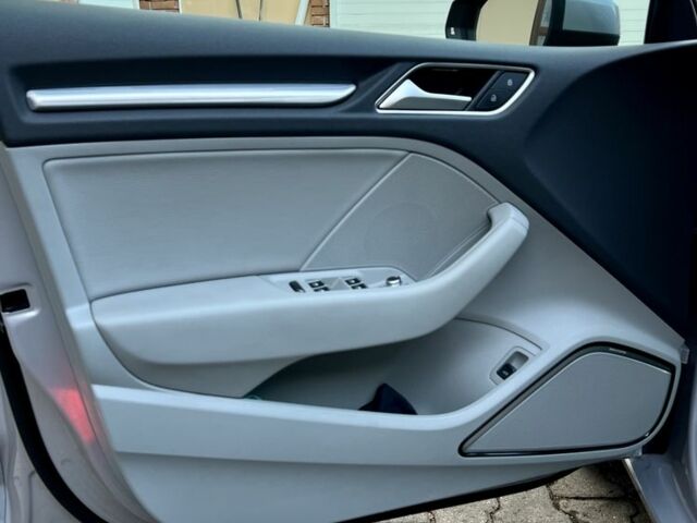 Серый Ауди А3, объемом двигателя 2 л и пробегом 146 тыс. км за 14500 $, фото 7 на Automoto.ua