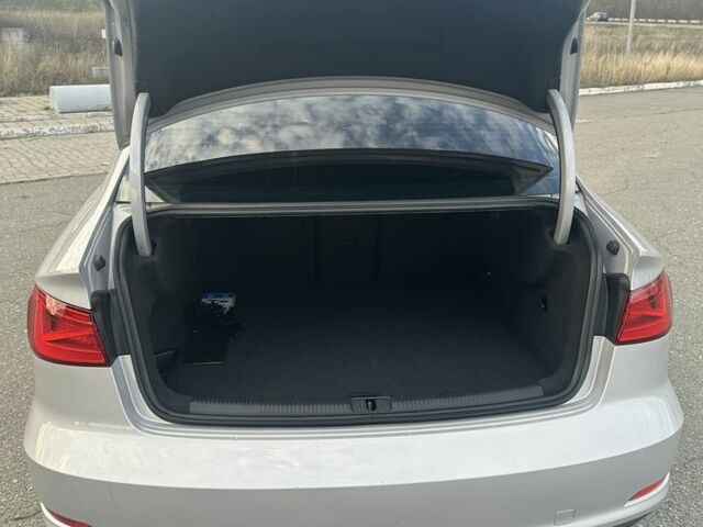 Серый Ауди А3, объемом двигателя 2 л и пробегом 140 тыс. км за 14000 $, фото 6 на Automoto.ua