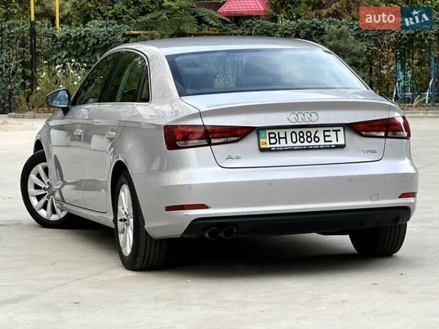 Серый Ауди А3, объемом двигателя 1.4 л и пробегом 70 тыс. км за 14500 $, фото 6 на Automoto.ua