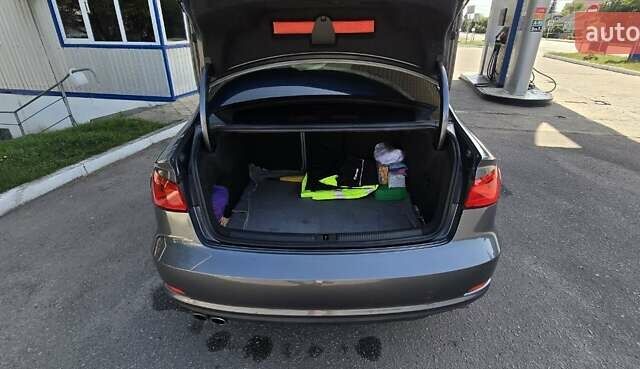 Серый Ауди А3, объемом двигателя 1.8 л и пробегом 169 тыс. км за 13500 $, фото 7 на Automoto.ua