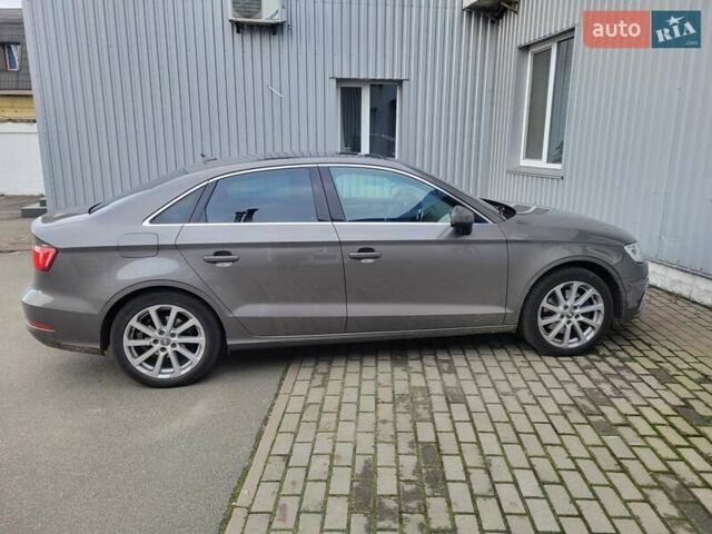 Ауді А3 2014 у Києві на Automoto.ua Сірий Ауді А3, об'ємом двигуна 1.8 л та пробігом 200 тис. км за 12500 $, фото 3 на Automoto.ua