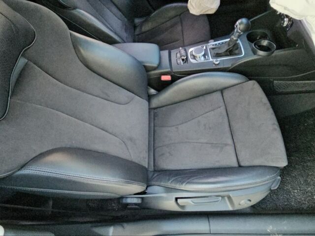 Сірий Ауді А3, об'ємом двигуна 2 л та пробігом 120 тис. км за 11800 $, фото 16 на Automoto.ua