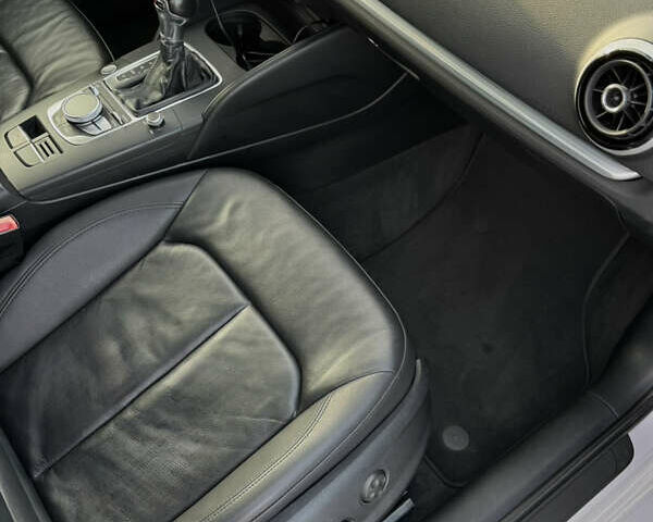 Сірий Ауді А3, об'ємом двигуна 1.8 л та пробігом 205 тис. км за 15200 $, фото 13 на Automoto.ua