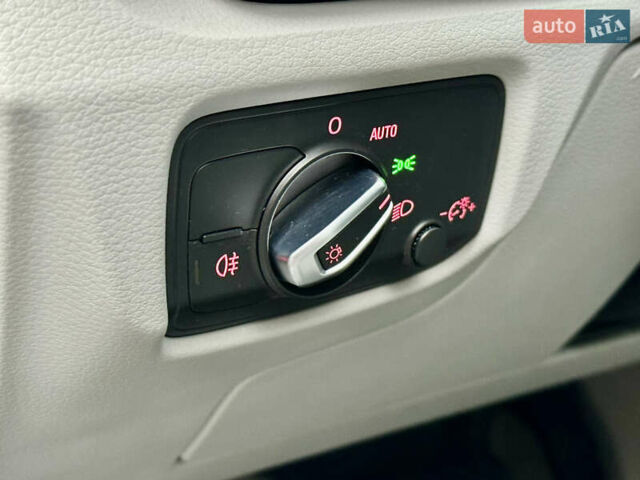 Сірий Ауді А3, об'ємом двигуна 1.8 л та пробігом 166 тис. км за 10999 $, фото 21 на Automoto.ua