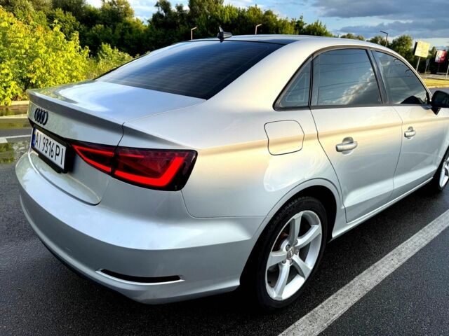 Сірий Ауді А3, об'ємом двигуна 1.8 л та пробігом 179 тис. км за 12500 $, фото 4 на Automoto.ua